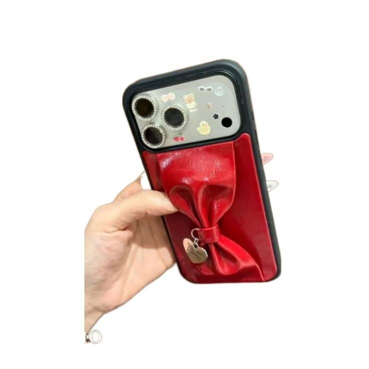غطاء واقي بملمس باللون أحمر مضاد للانزلاق جلد لـ iPhone 13 مع حماية من السقوط وتصميم فيونكة مع مقاوم للصدمات مع قبضة مضادة للانزلاق مع مقاوم للخدش خفيف الحمل للاستخدام الداخلي - Image 1