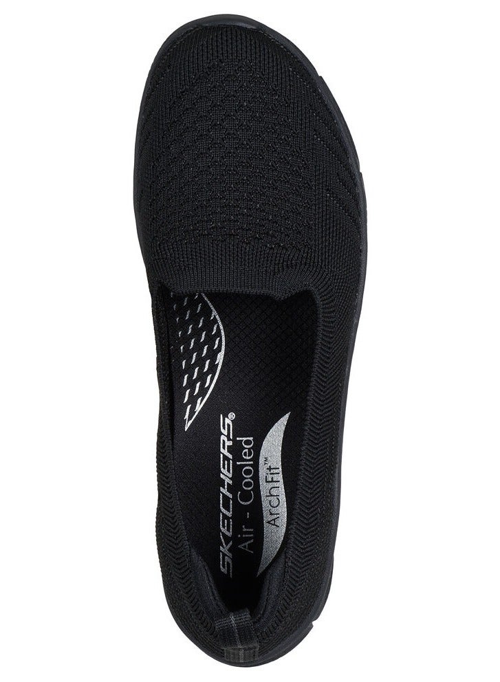 سكيتشرز مقاس القوس النسائي مناسب للطقس المشمس - Image 2