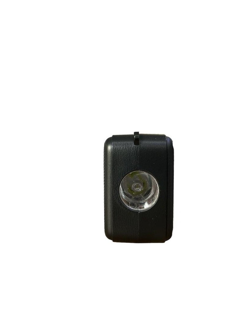 Zero - A solar-powered rechargeable radio that supports a flash drive and a memory card and runs on solar energy with a black Z160 flashlight - Image 1