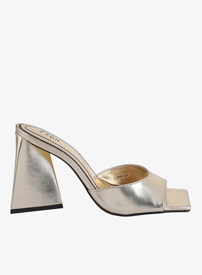 فايور Metallic Pyramid Heel Sandal BWR 021