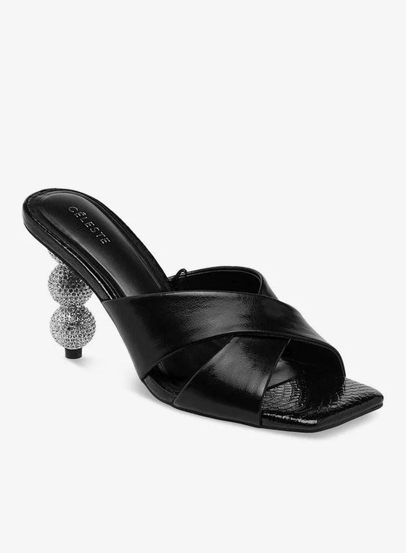 سيليست صنادل نسائية مزينة بأشرطة متقاطعة سهلة الارتداء وكعب خنجر