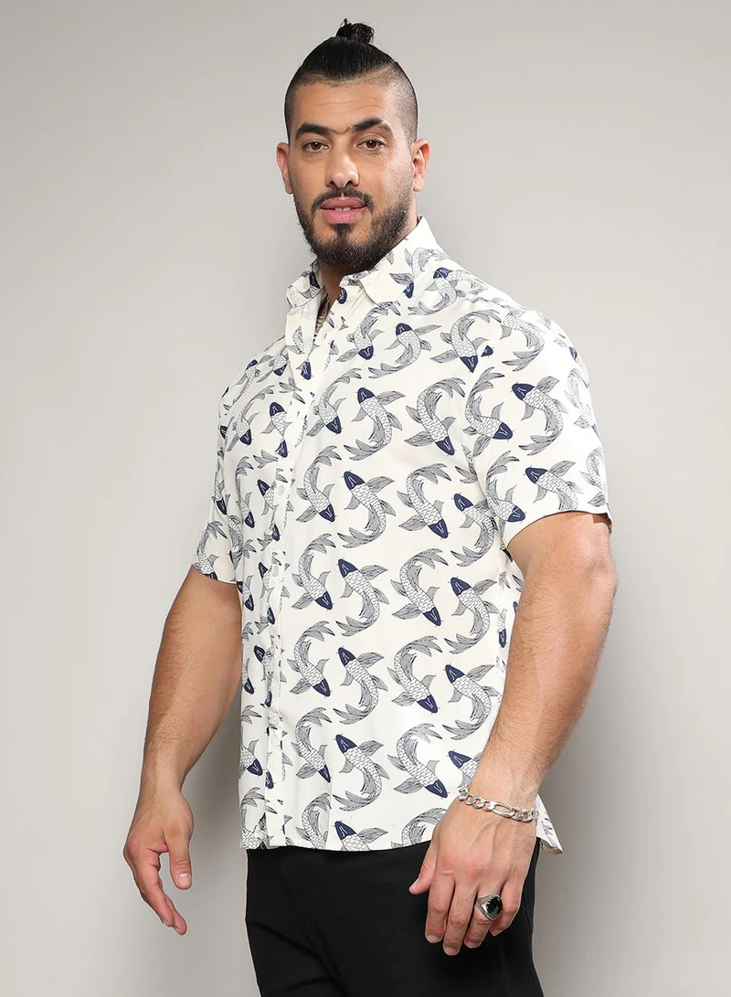 Instafab Plus Instafab Plus Men's White Fish Print Button Up Plus-Size Fit Shirt For Casual Wear | Heavy Rayon Spread Collar Shirt Crafted With Regular Sleeve & Comfort Fit For Everyday Wear