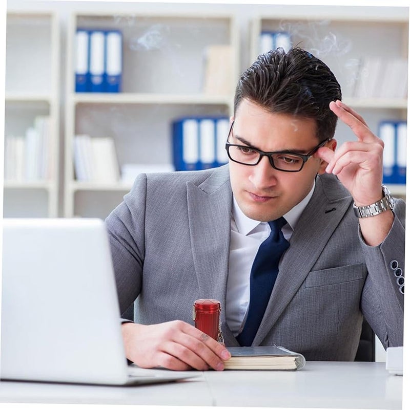 مطفأة سجائر محمولة صغيرة بحجم الجيب مع سلسلة مفاتيح، مزودة بغطاء محكم مقاوم للرياح والروائح، مثالية للسيارة والسفر في الهواء الطلق. - Image 4