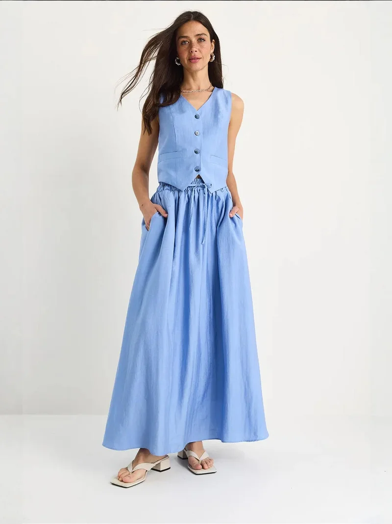 بيانكو لوتشي طقم نسائي قطعتين من لوتشي بياقة  وأكمام واسعة وجيوب