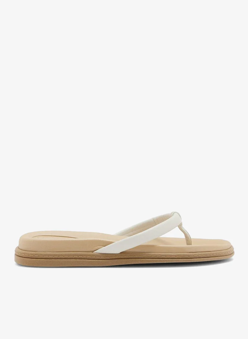 Flat Sandals for Women – Stylish Ladies Flat Sandals & Comfortable Flat Slippers