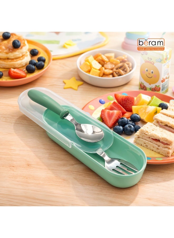 بيرام مجموعة أدوات مائدة للأطفال من بيرام طقم أدوات 2 قطعة للأطفال يشمل ملعقة للرضع وملعقة وشوكة أدوات مائدة محمولة مع علبة بلاستيكية من الفولاذ المقاوم للصدأ 304 خالية من BPA وآمنة للغسل في غسالة الصحون باللون الأخضر - Image 4