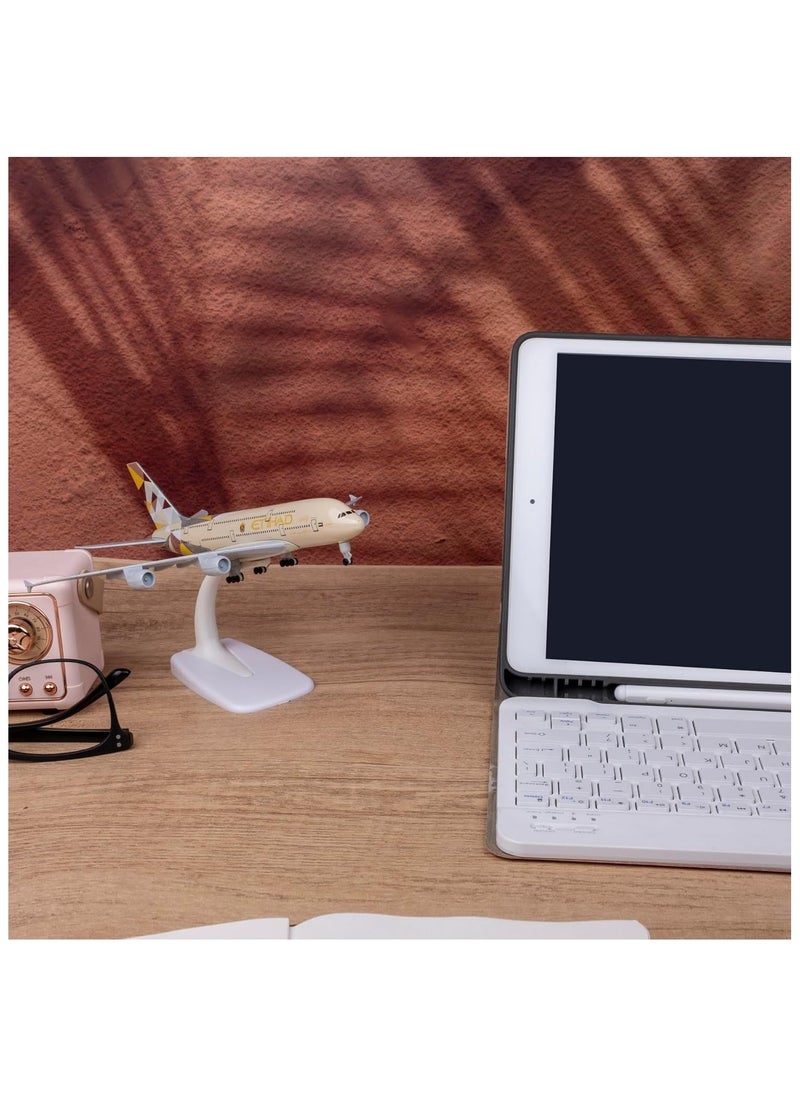 Model Airplane 1:300 Scale Model Etihad Airbus 380 Model Plane Metal Alloy Model for Gift and Decoration  - Image 3