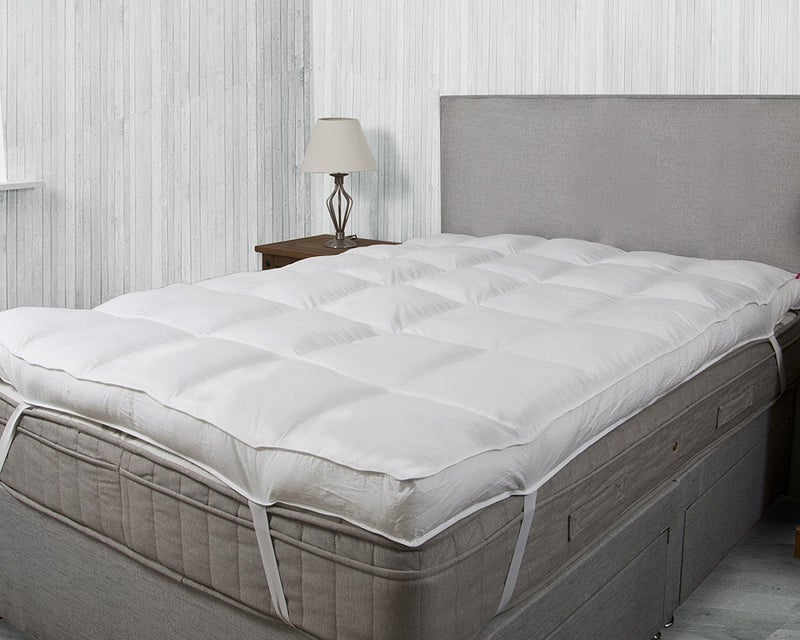 Linenovation Linenovation 3000 GSM Finest Imported Super Microfiber Mattress PaddingTopper White 76 Inch X 80 Inch  - Image 1