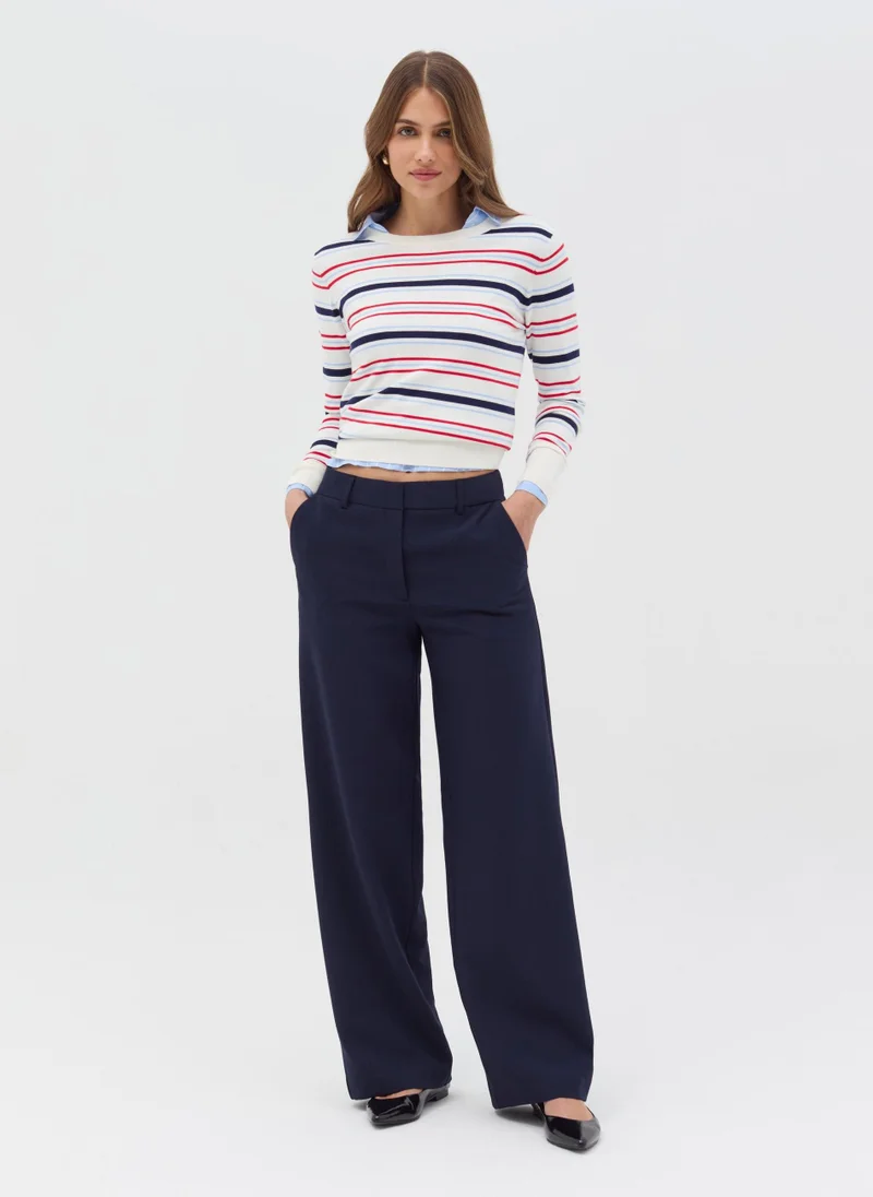 او في اس Long-Sleeved Top With Striped Pattern
