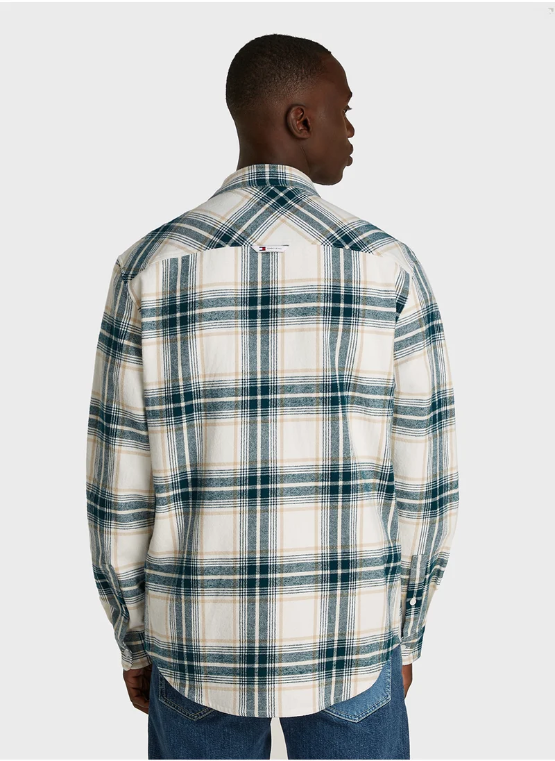 TOMMY JEANS Logo Print Regular Fit Shirt