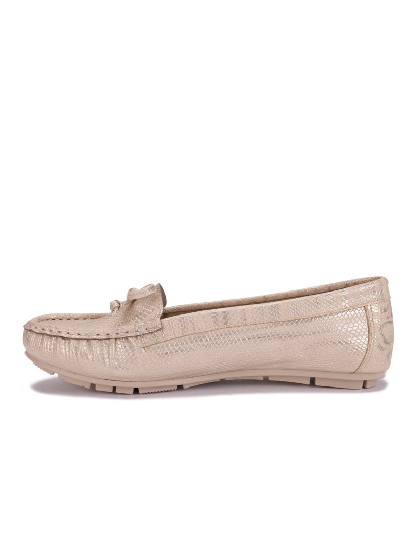 حذاء نسائي كلاسيكي – تصميم مريح وخفيف مع رباط أمامي - Image 5