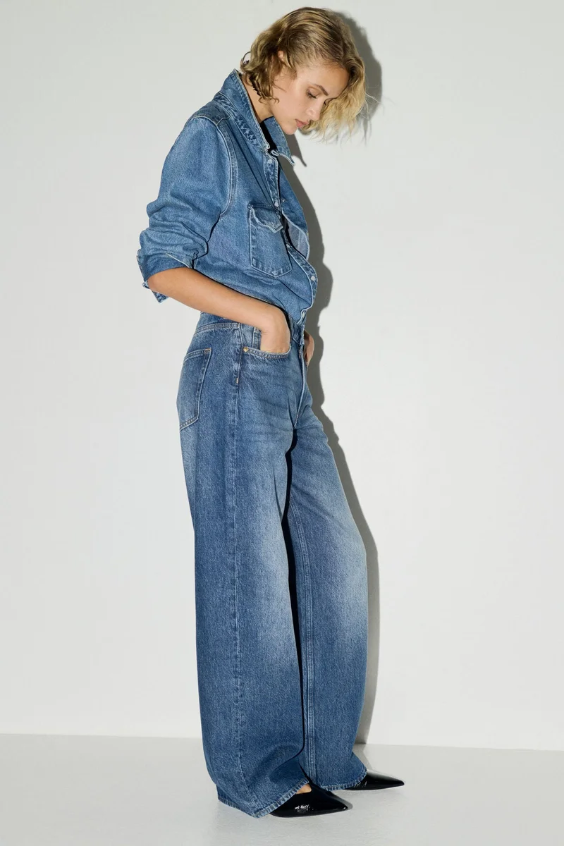 اتش اند ام جينز بقصّة أرجل واسعة وخصر عادي