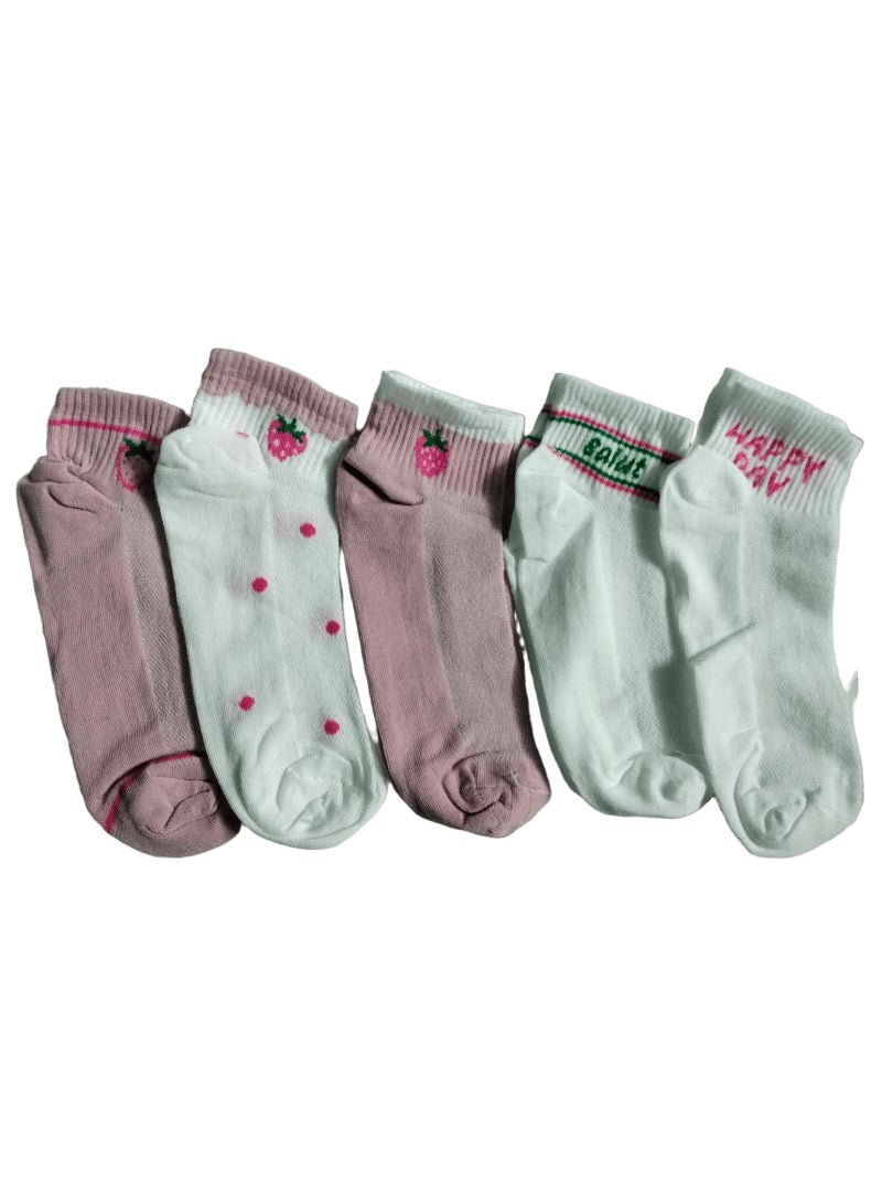 "SMARTEDGE Girls' strawberry print ankle socks, summer short socks, ankle-length, very stylish, set of 6 pairs in assorted colors. Trendy design."