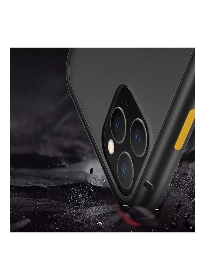 أي سي إس غطاء حماية رفيع مقاوم للصدمات من السيليكون والبولي يوريثان الحراري لهاتف أبل آيفون 11 برو أسود - Image 2