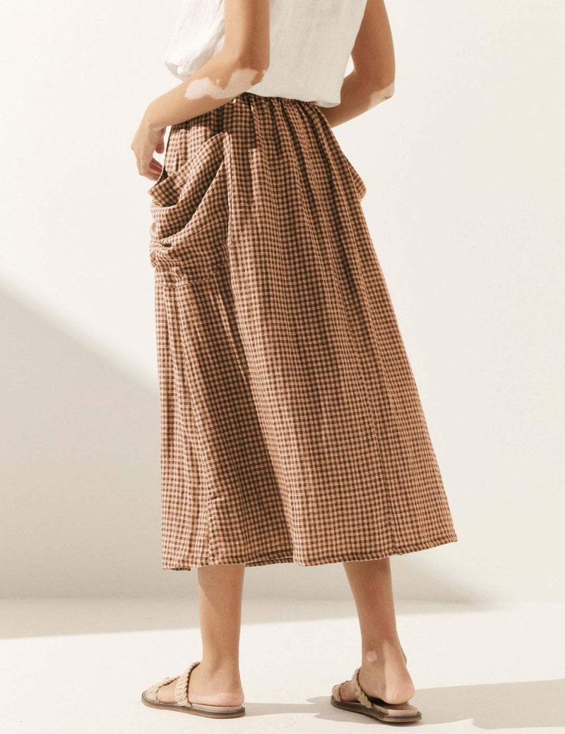 MISSACTIVER Plaid Skirts for Women Elastic Waist Midi Skirt with Pockets Vintage Flowy Gingham Long Skirt Brown - Image 3