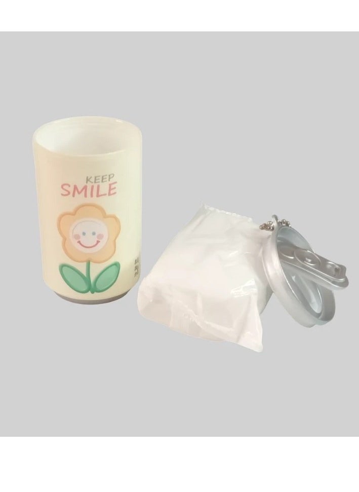 Generic - Refillable can-shaped wet wipes for schools, available in a variety of shapes and colors. - Image 1