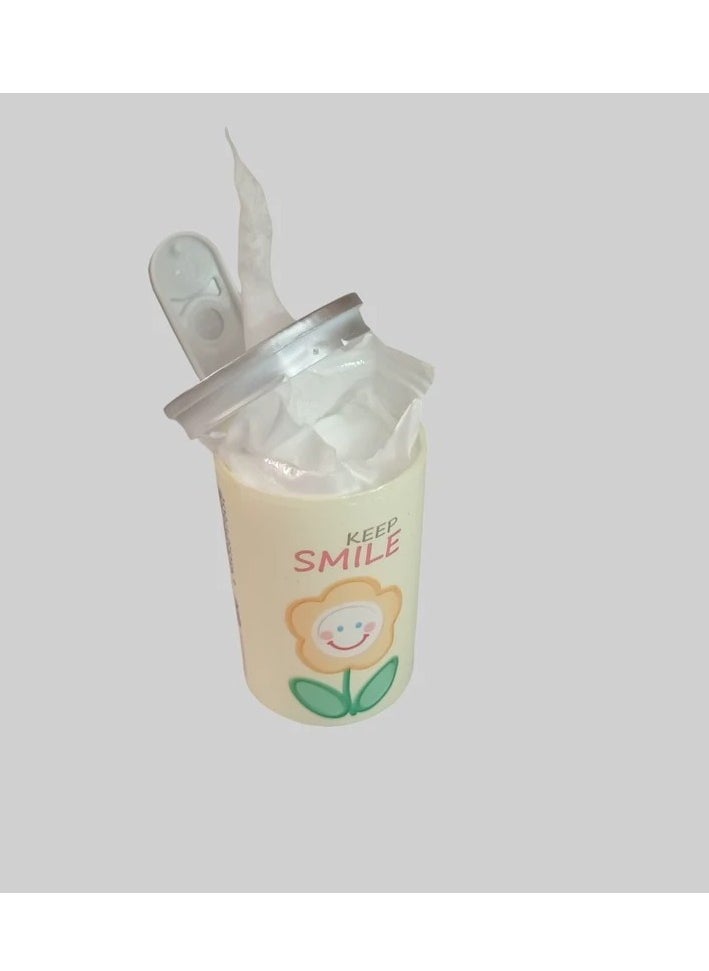 Generic - Refillable can-shaped wet wipes for schools, available in a variety of shapes and colors. - Image 1