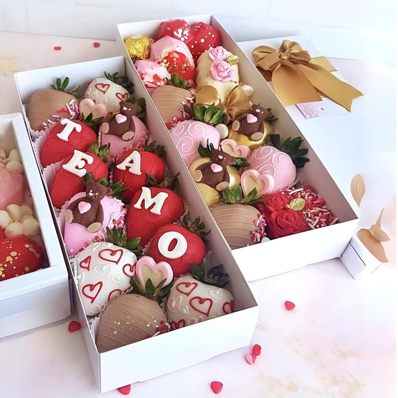 TEMLQPACK 20Pack 12x 4.8 x 2Inches Clear Chocolate Covered Strawberries Boxes for 12 Cookies Boxes Charcuterie Boxes Bakery Boxes Cakesickle Gift Boxes for Christmas Valentine's Mother's Day - Image 5