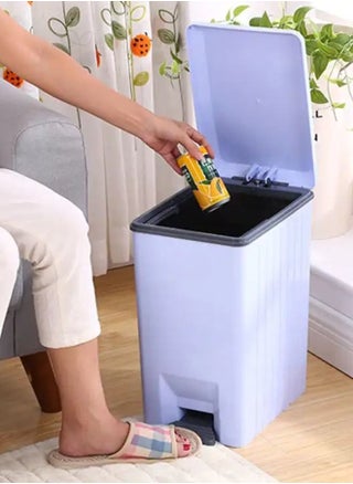 11.3L Foot Pedal Rectangular Plastic Waste Bin - pzsku/Z5E2601FE7A1EA7FEC5FDZ/45/_/1682500414/5b4d7b02-d3d6-4318-9404-794c8fd3128e