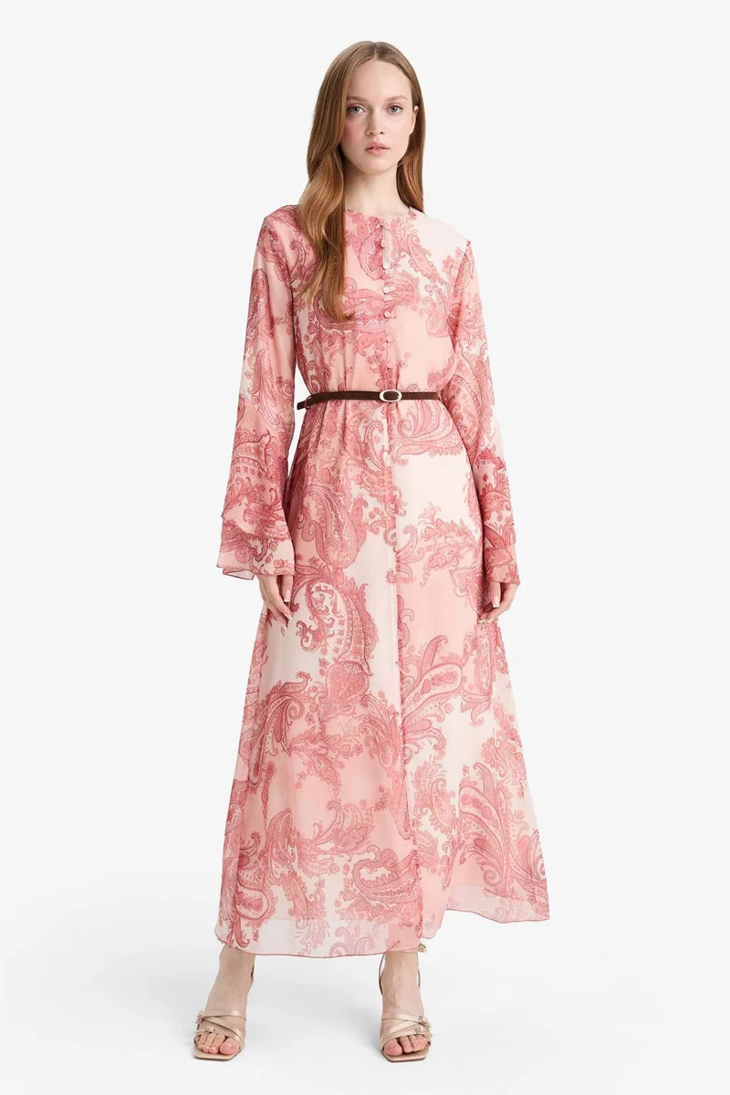 ديفاكتو Curly Neck Paisley Belted Chiffon Maxi Dress