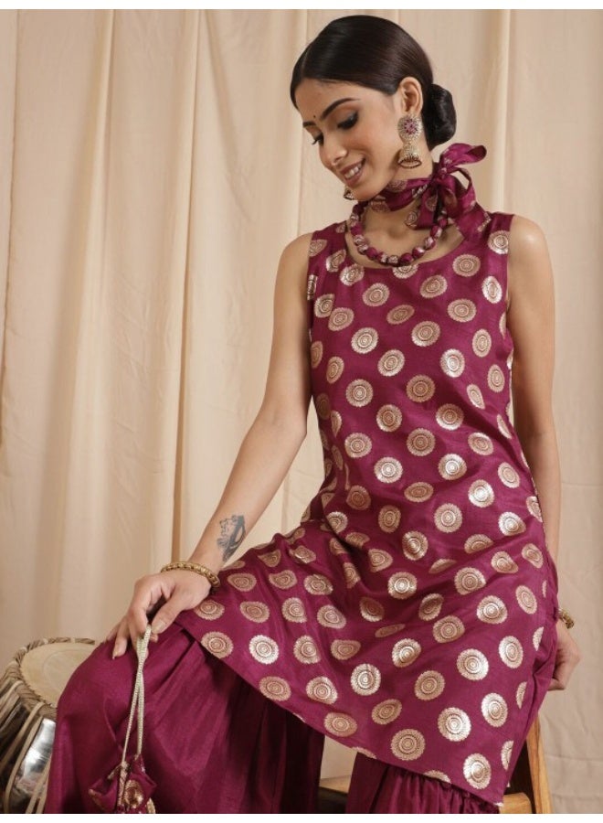 AKS Maroon Foil Print Kurta Sharara With Potli Bag & Necklace - Image 4