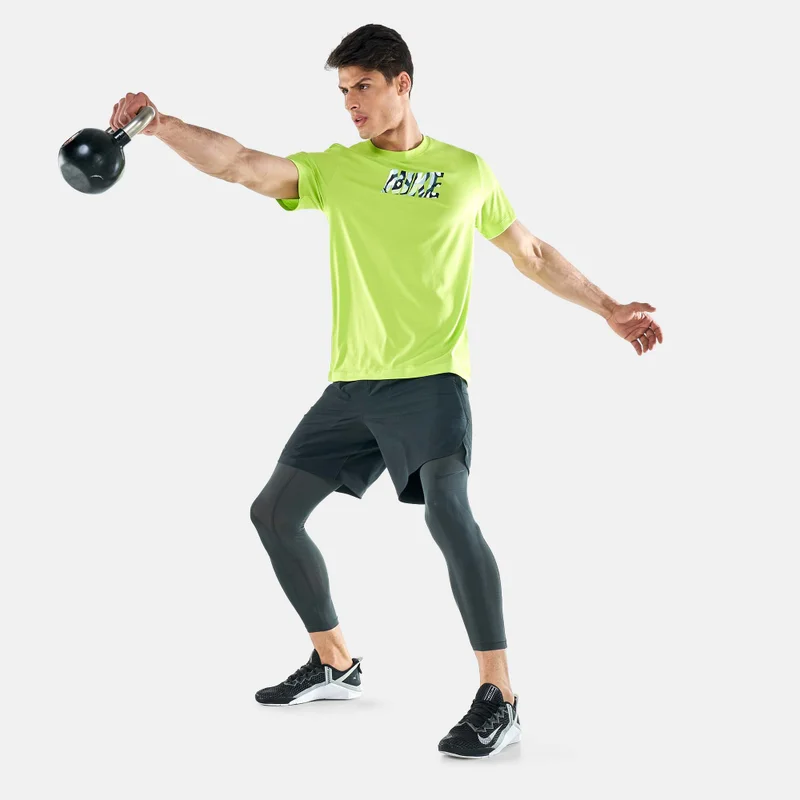 Nike Men's Dri-FIT Sport Clash Training T-Shirt