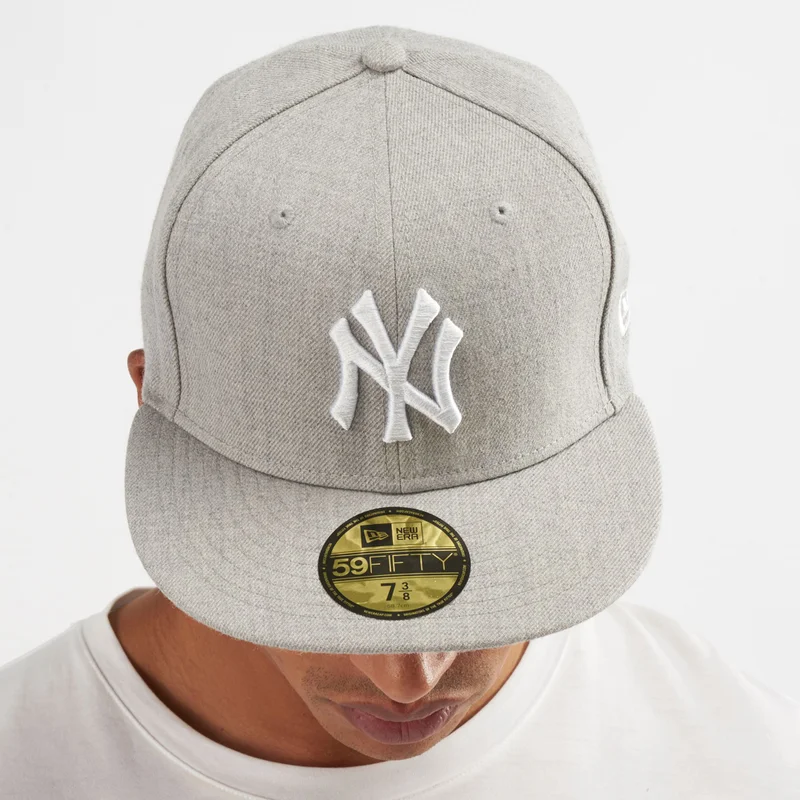 NEW ERA Men’s MLB League Basic New York Yankees 59FIFTY Cap
