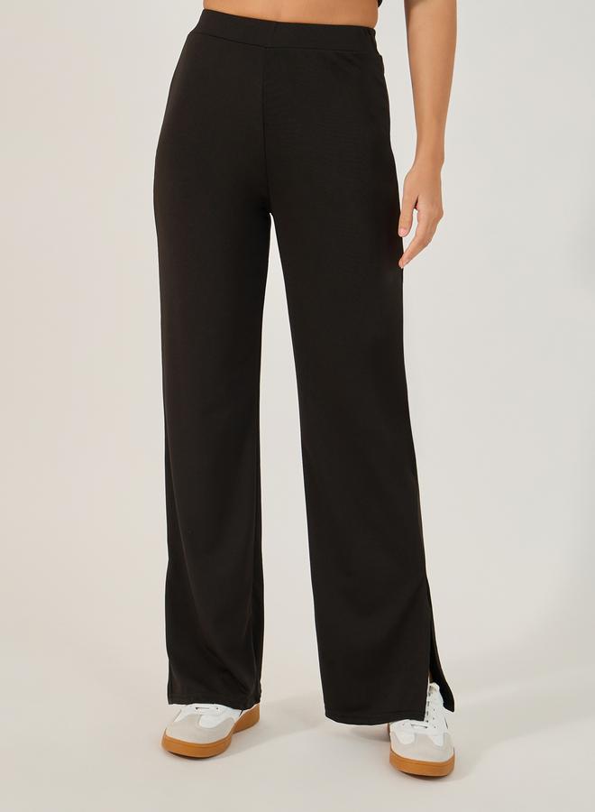 ستايلي طقم بلوزة قصيرة وبنطلون واسع الساق - Image 5