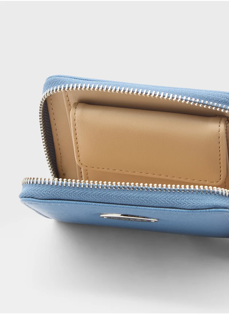 GUESS Eastover Small Zip Around Wallet
