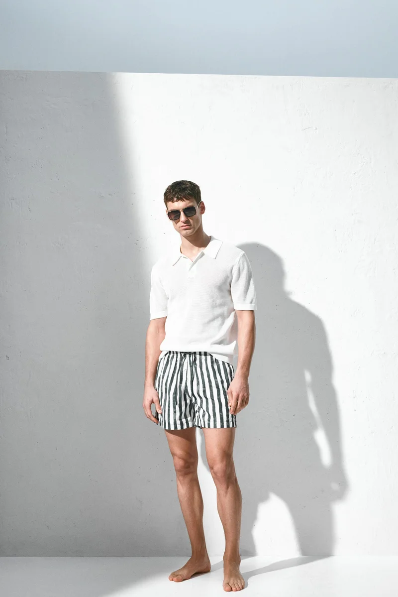 H&M Patterned swim shorts