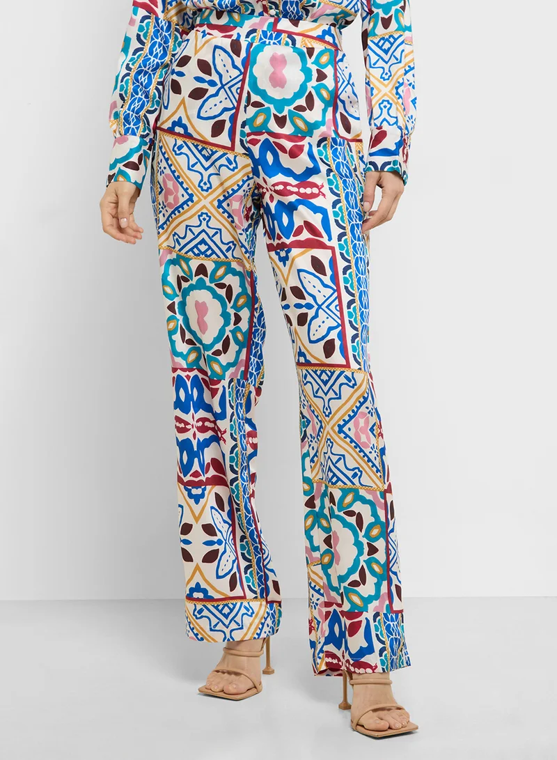 خزانة Printed Shirt & Pant Set
