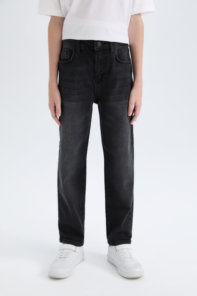 DeFacto Boy Straight Fit Jeans - Image 5