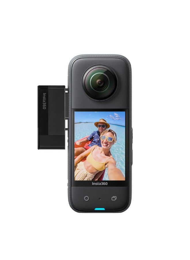 Insta360 CINSAAQ/C Plug-and-Play Quick Reader Quick Reader - Image 1