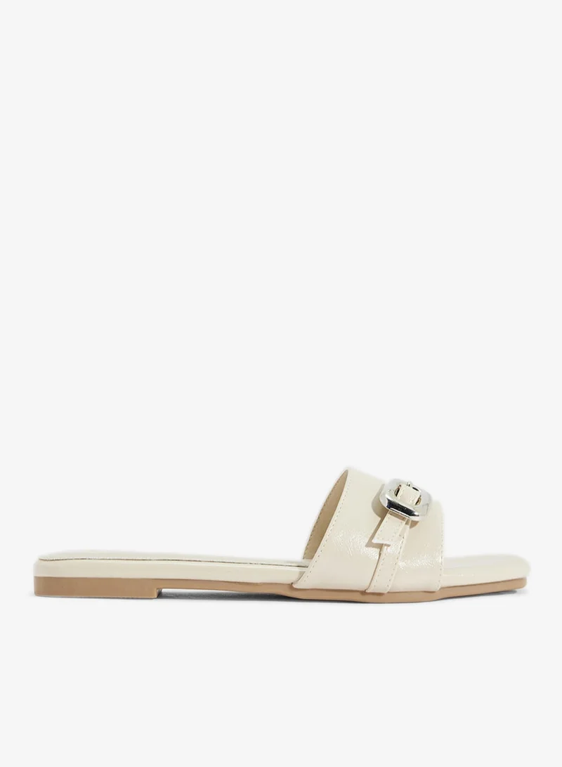 ELLA Flat Sandal With Buckle