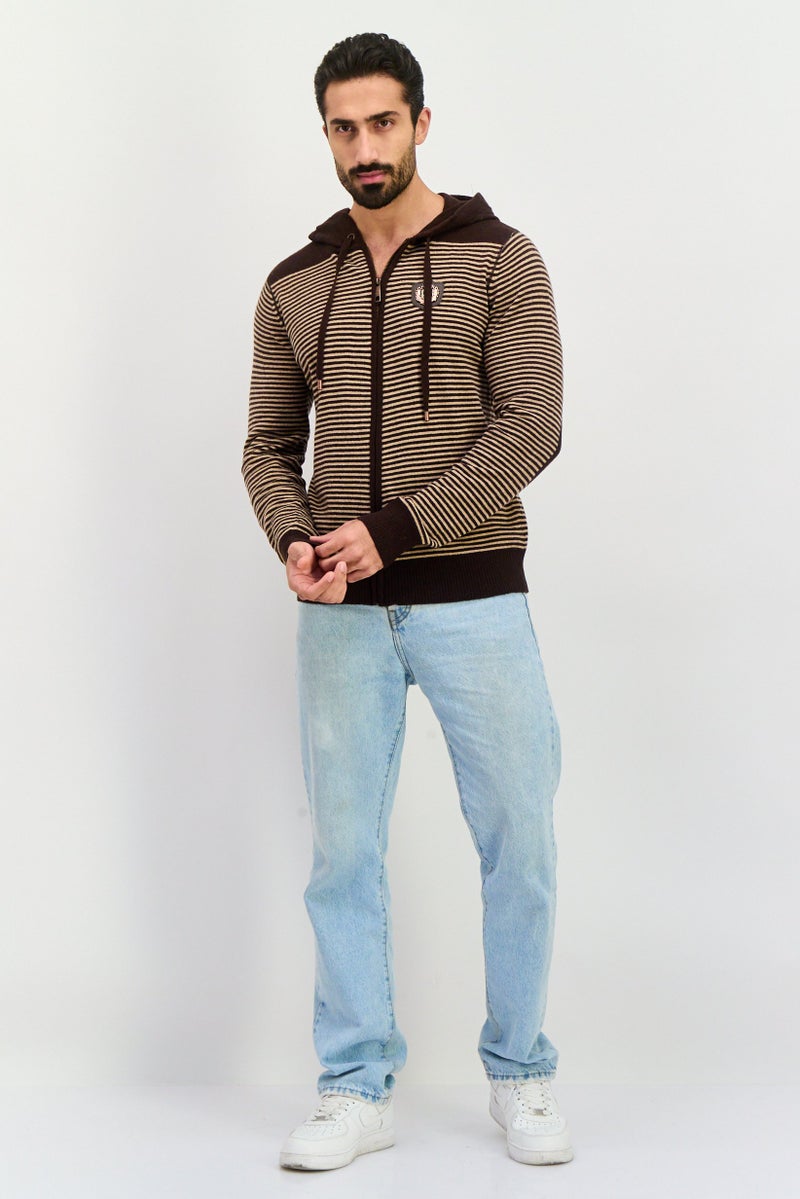 Ed Hardy سويت شيرت رجالي بغطاء رأس بشعار العلامة التجارية بأكمام طويلة، مزيج بني - Image 2