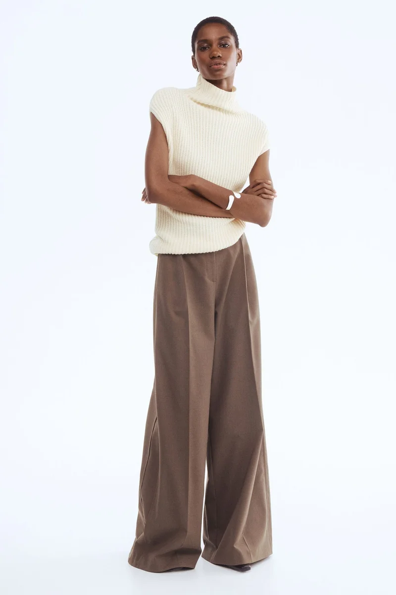 H&M Wool-blend turtleneck sweater vest