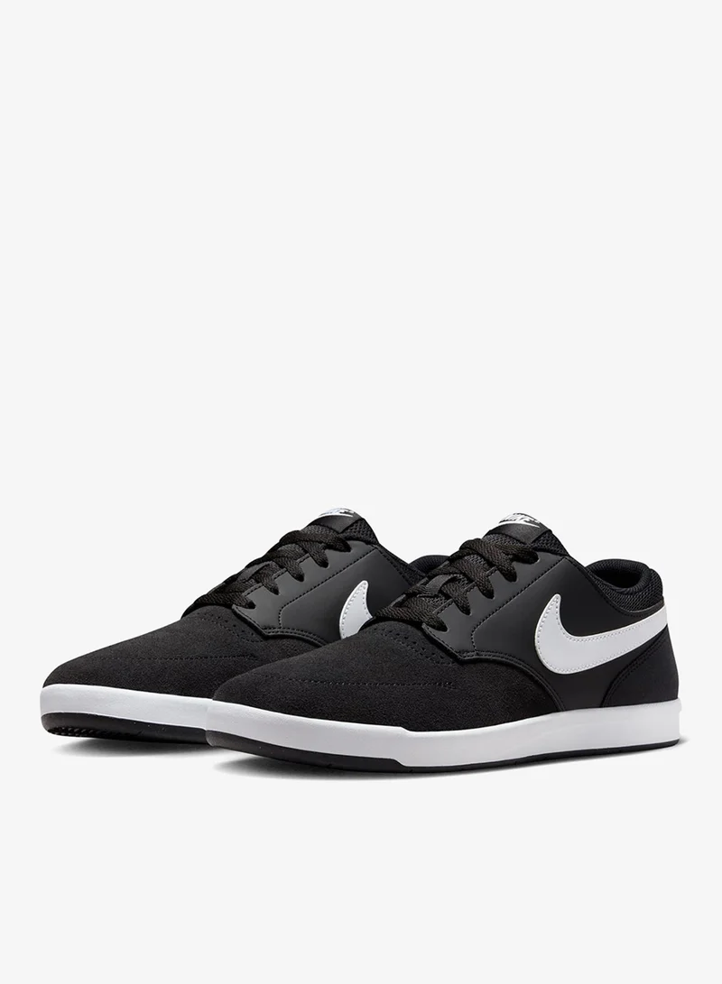 Nike Fokus