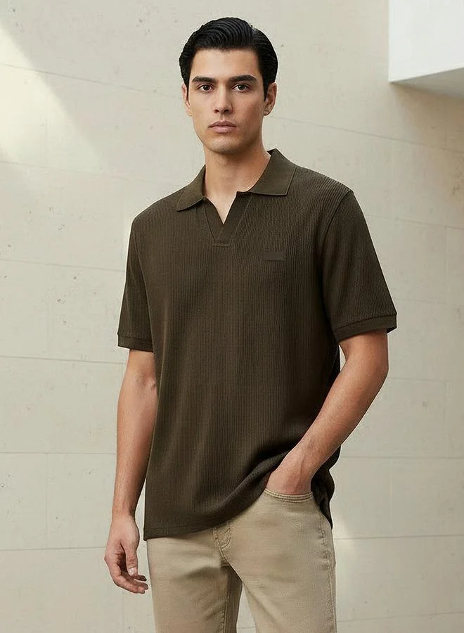 لي كوبر Lee Cooper Men Regular Fit Collared Neck Short Sleeve Ribbed Polo T shirt