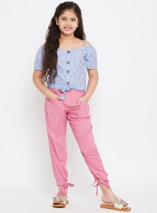 Floral Print Buttoned Top and Pants Set by Styli - pzsku/Z5E4565E76998402B667EZ/45/1743695946/3736daed-0579-4a1e-936f-86d3ac0dc713