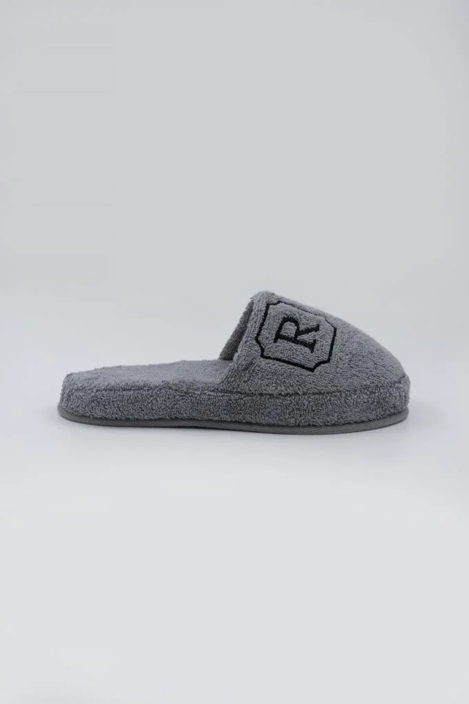 Ender Home Letter R Towel Bathroom Home Hotel Maternity Slippers Thick Sole Slippers