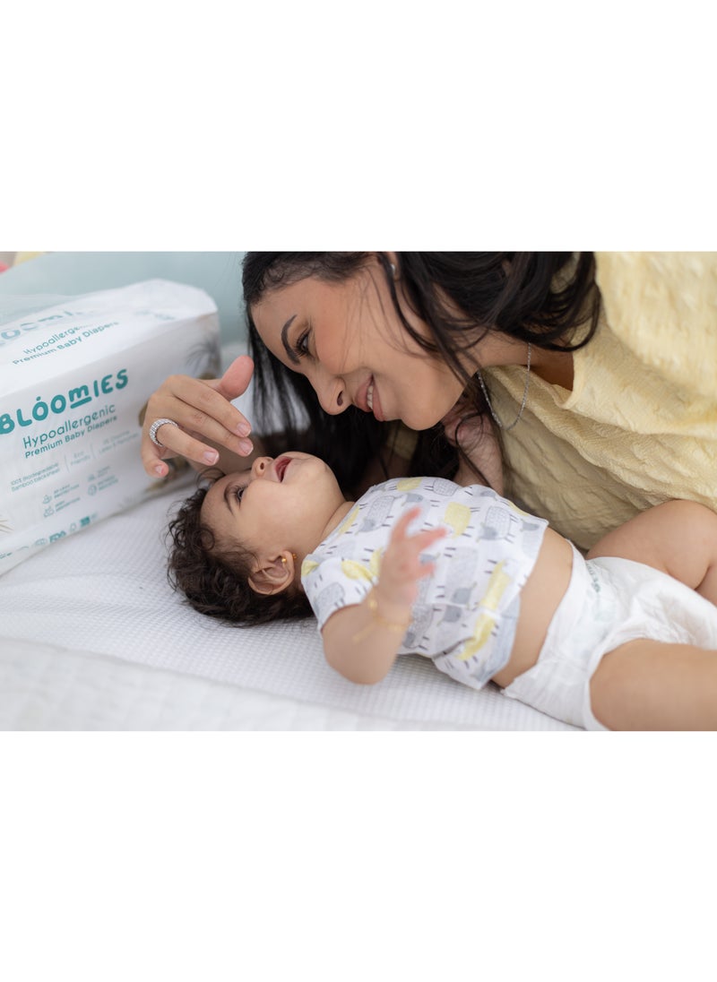 Bloomies - Organic Bamboo Baby Diapers for Newborns (Up to 5kg baby) 28pcs| Eco-friendly, Hypoallergenic, Non-toxic, Breathable Nappies - Image 1