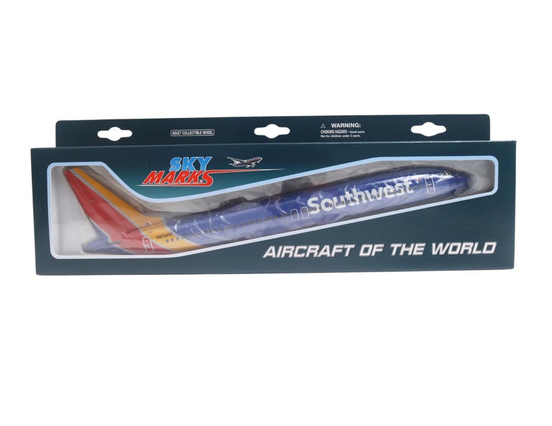 Daron نموذج دارون سكاي ماركس لطائرة بوينغ 737 ماكس 8 من خطوط ساوث ويست الجوية مقياس 1:130 مع قبة واي فاي وحامل - Image 3