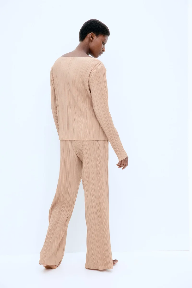 H&M  MAMA 2-piece plissé set for Women | Best Price UAE