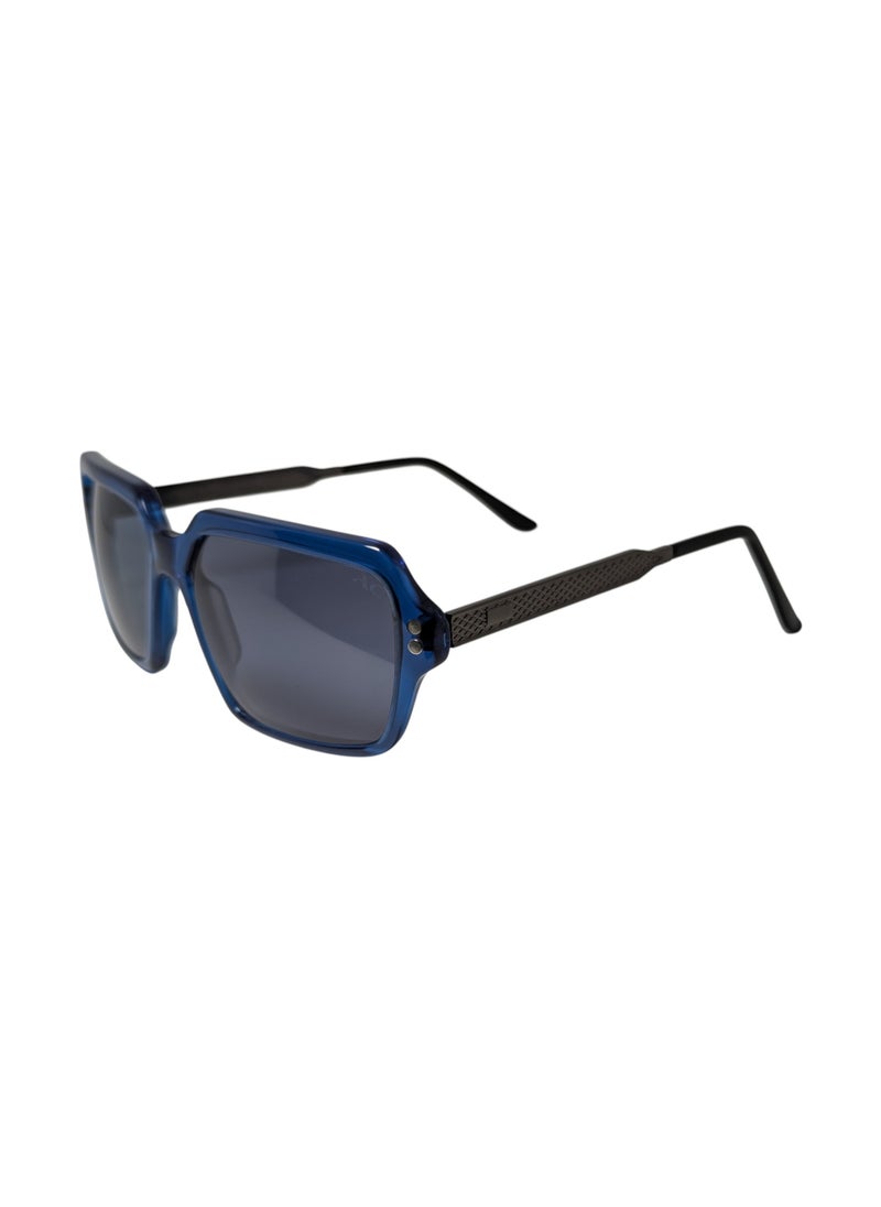 Authentic Armando Cavelli sunglasses, crafted from carefully selected premium acetate for a luxurious look and longevity with extensive use. This model combines modernity and classic style, with a raw blue acetate front and gunmetal -plated metal temples to complete your luxury look. Comes with premium polymer lenses offer UV400 protection in a grey