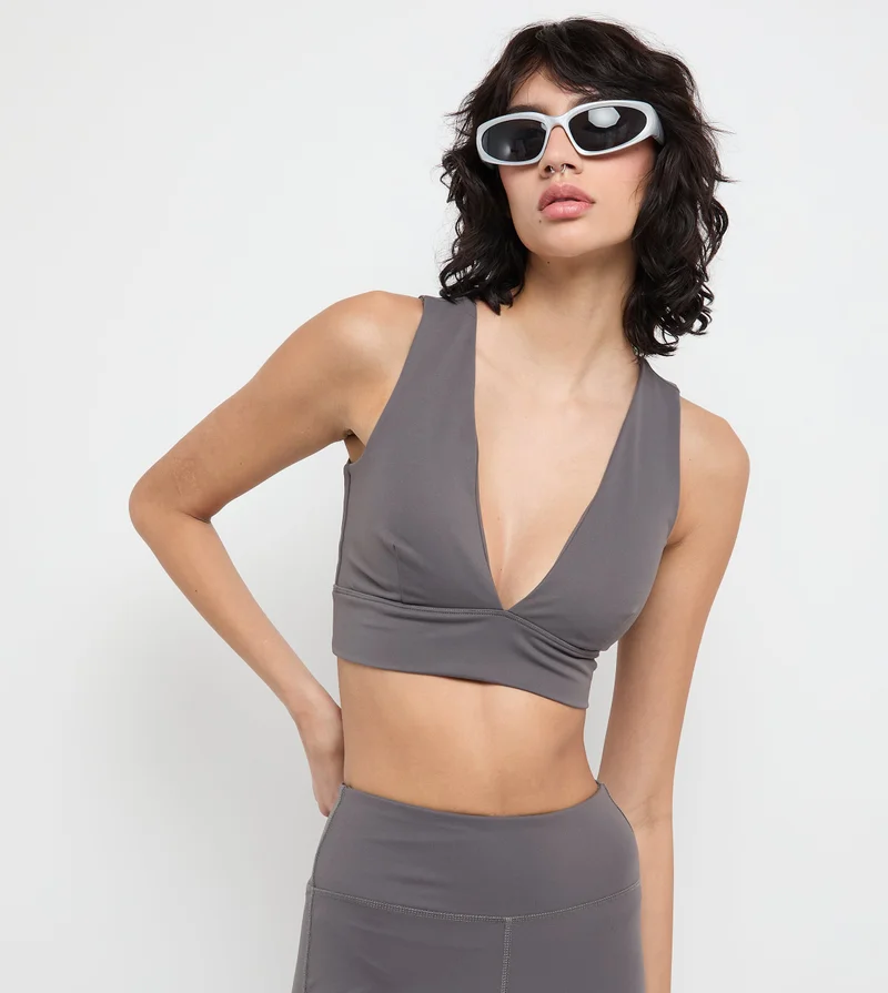 إف5 Women's F5 Active V-Neck Sports Bra