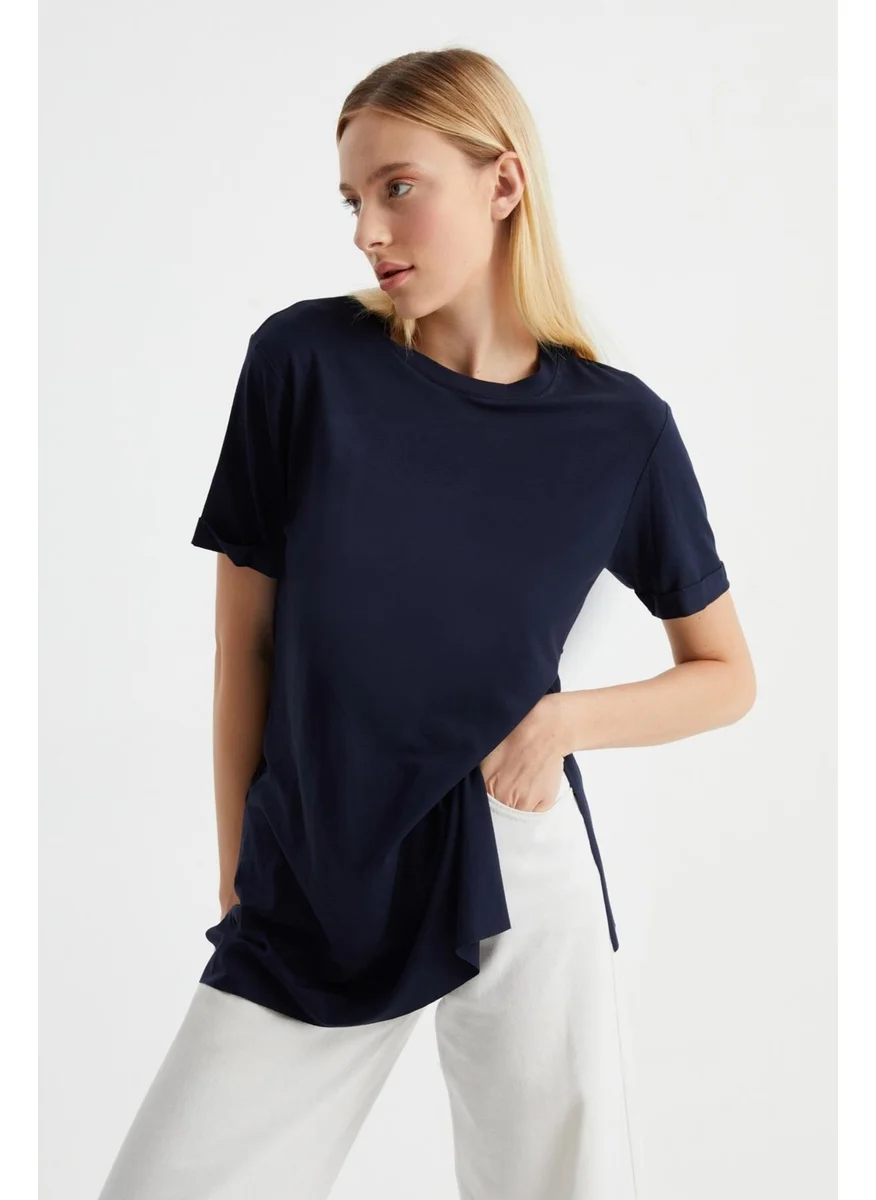 الكسندر جاردي Crew Neck Side Slit T-Shirt (B22-23800)