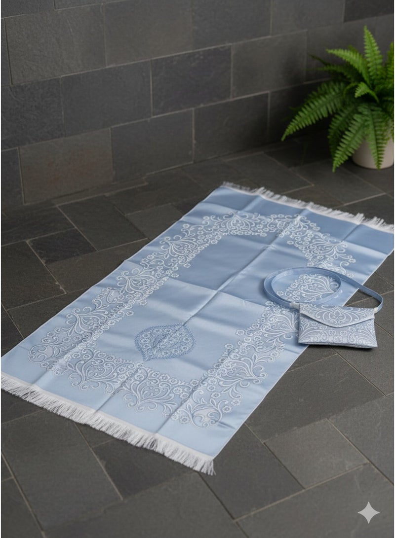 سجادة صلاة فاخرة مع حقيبة حمل مطابقة، بتصميم زخرفي كلاسيكي ناعم - طقم صلاة للسفر والهدايا متعدد الاشكال والالوان - Image 4