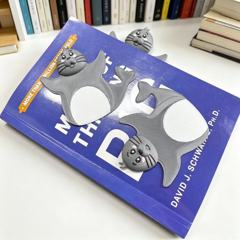 Grey 3D Printed Stereoscopic Seal Bookmark Creative Cute Marine Animal Stationery Clip - Image 5