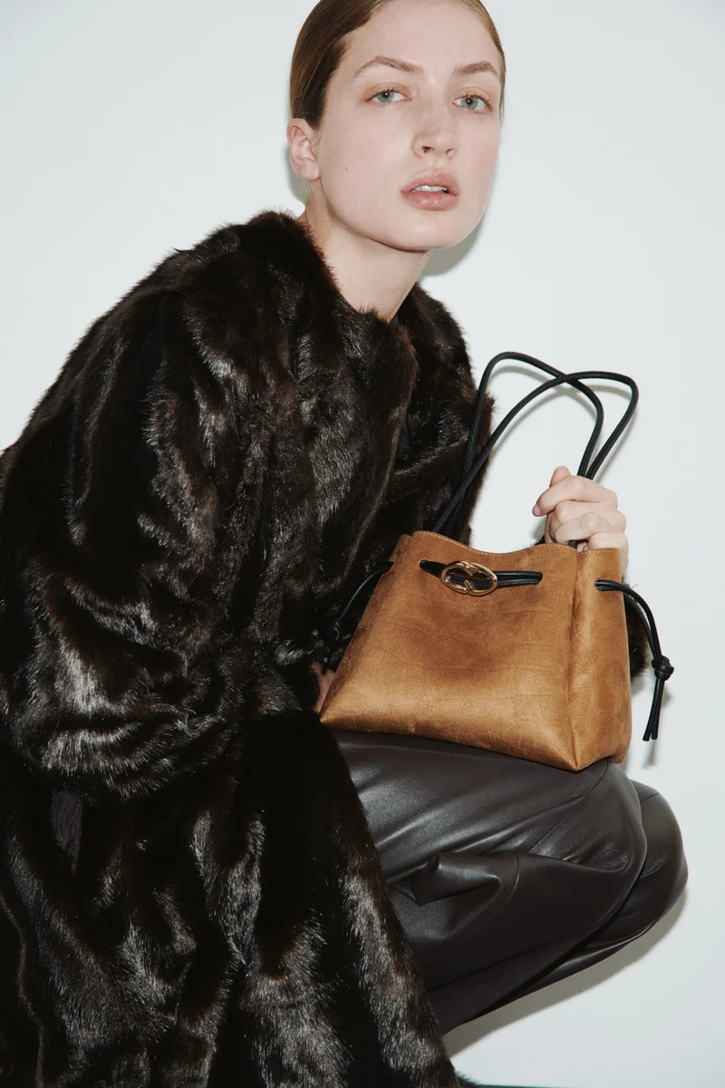 H&M  Drawstring-detail shoulder bag for Women | Best Price UAE