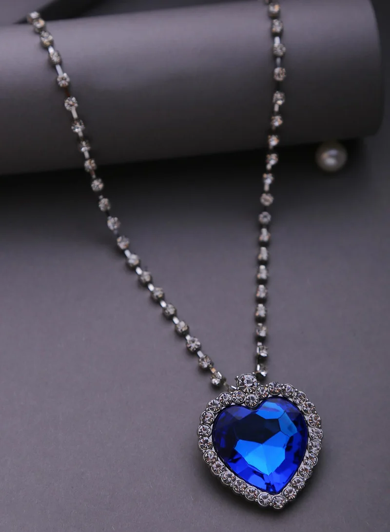 SOHI Blue Designer Heart Shaped Pendant Artificial Chain Necklace Jewellery